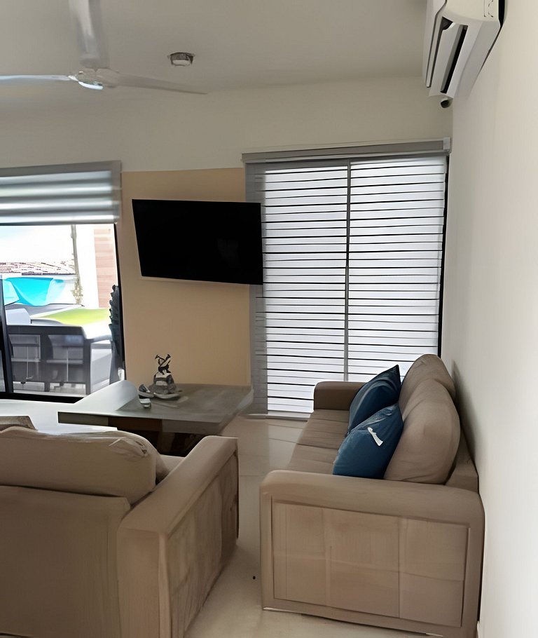 Casa con alberca privada