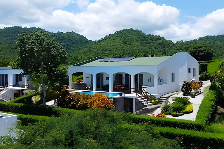 Hermosa casa en Jama Campay con vista al mar