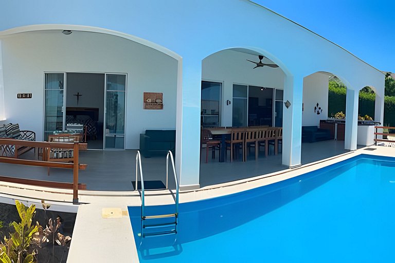 Hermosa casa en Jama Campay con vista al mar