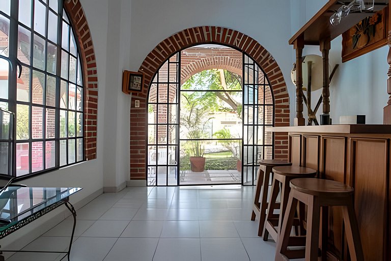 Casa con alberca y jardín privado en Yautepec