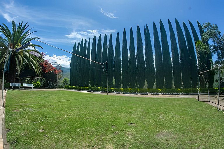 Hermosa villa con piscina