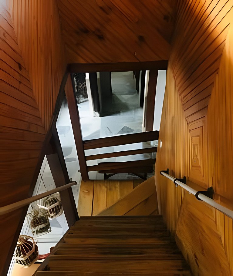 Hermosa villa con piscina