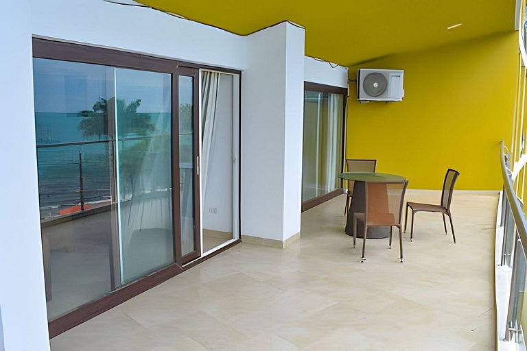 Hermoso Departamento en Tonsupa con vista al mar