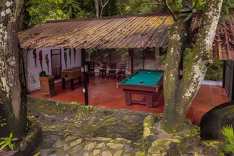 Hermosa finca con piscina privada y acceso al río