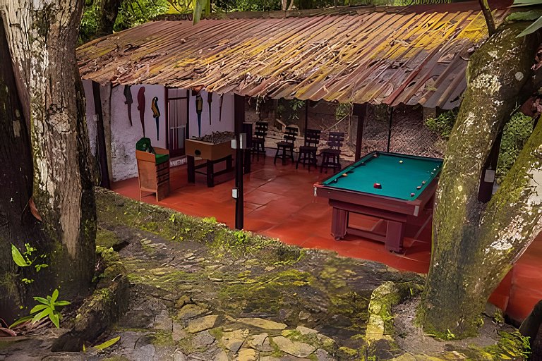 Hermosa finca con piscina privada y acceso al río