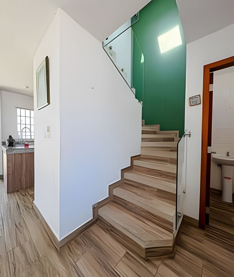 Hermosa Casa en Manta, muy segura y cerca de todo